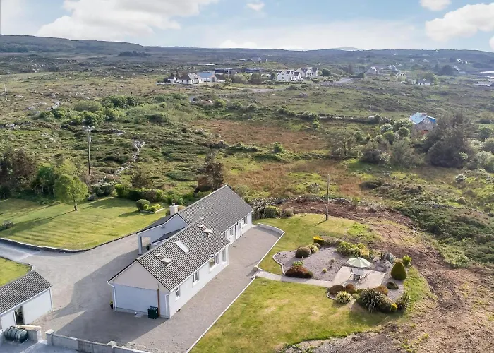 3 Bed In Cashel Oc-a32863 *